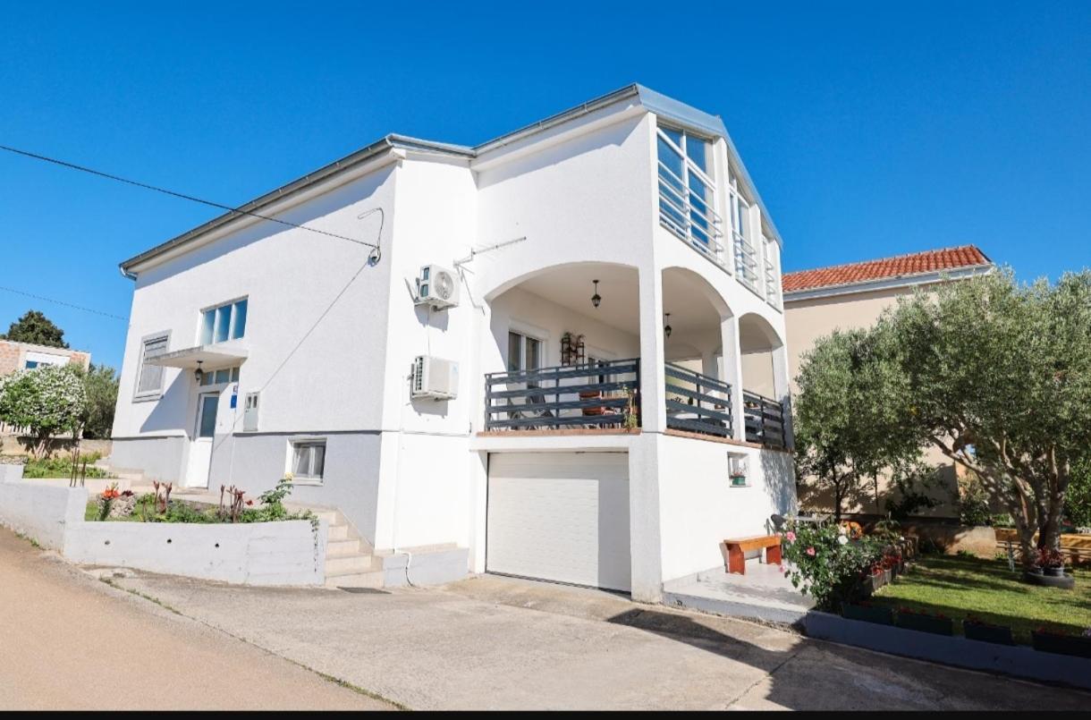 Iva'S Cosy Apartment, Sea View And Free Parking Ζαντάρ Εξωτερικό φωτογραφία